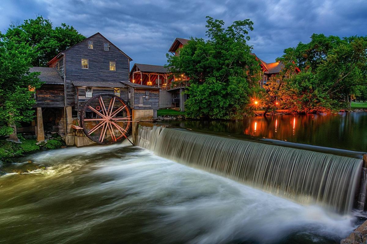 Bear Den, Hot Tub, 1089 Of Free Attraction Tickets For Each Paid Day, Dollywood And More! Sevierville Exteriér fotografie
