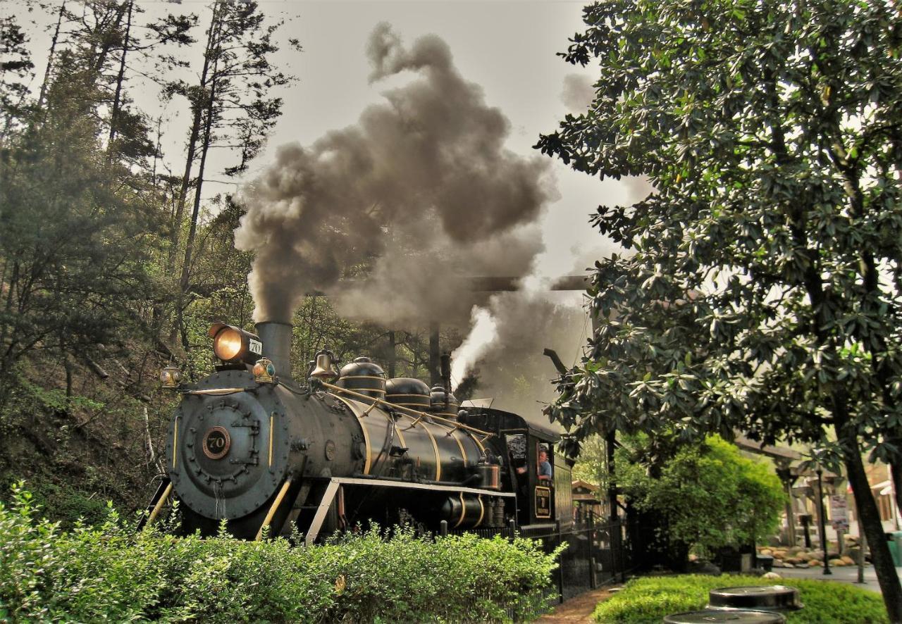 Bear Den, Hot Tub, 1089 Of Free Attraction Tickets For Each Paid Day, Dollywood And More! Sevierville Exteriér fotografie