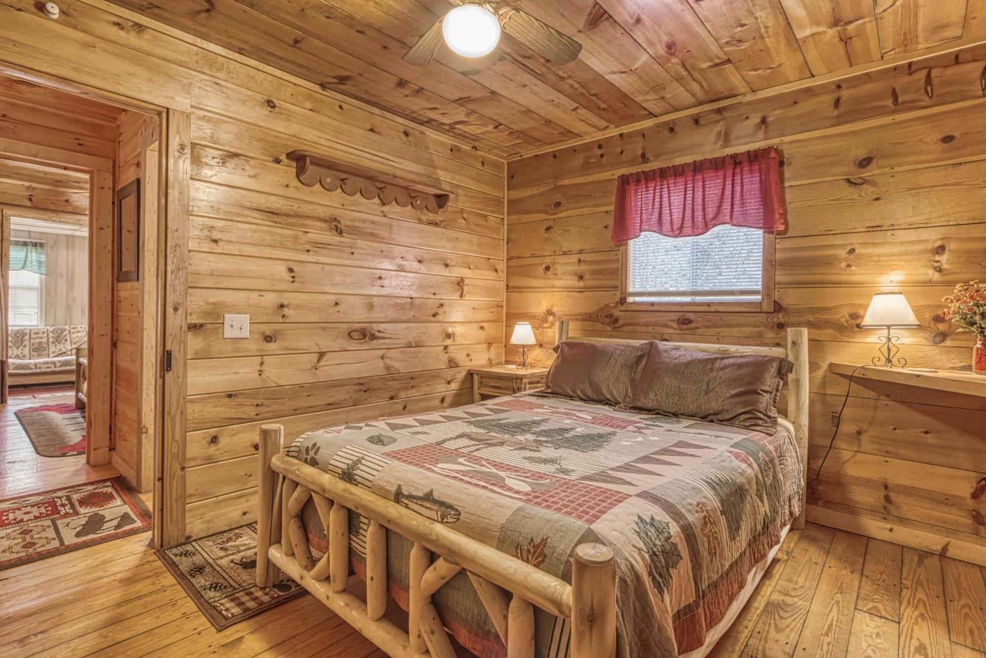 Bear Den, Hot Tub, 1089 Of Free Attraction Tickets For Each Paid Day, Dollywood And More! Sevierville Pokoj fotografie