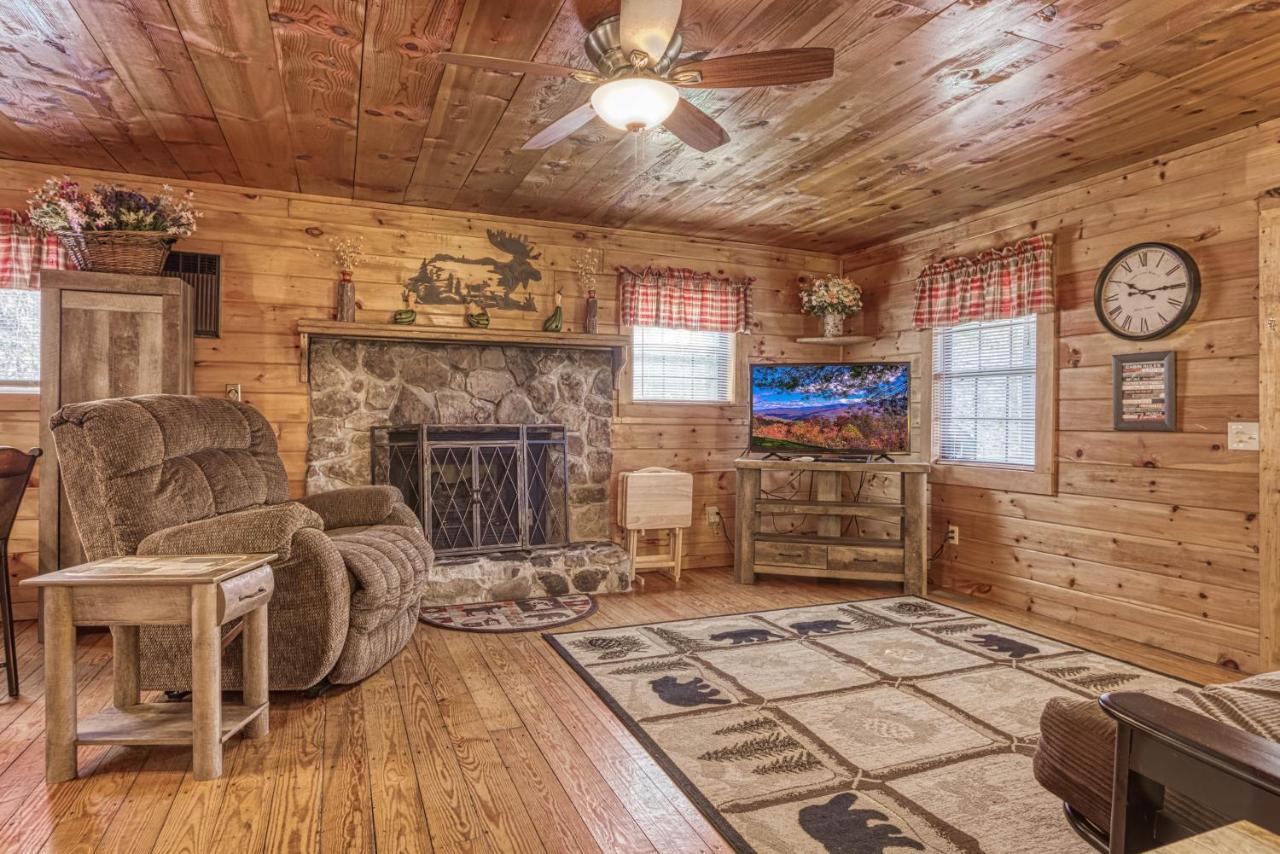 Bear Den, Hot Tub, 1089 Of Free Attraction Tickets For Each Paid Day, Dollywood And More! Sevierville Exteriér fotografie